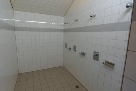 2. OG - Duschen Damen